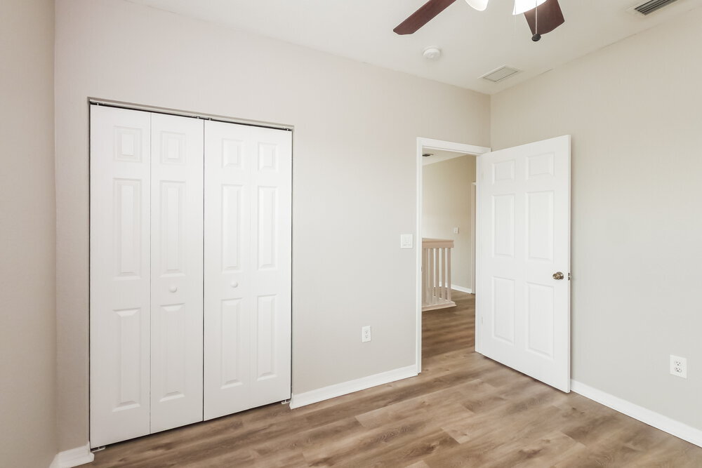 Building Photo - 2025 SE 14 St