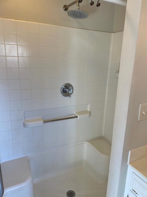 Building Photo - 2187 Graystone Dr