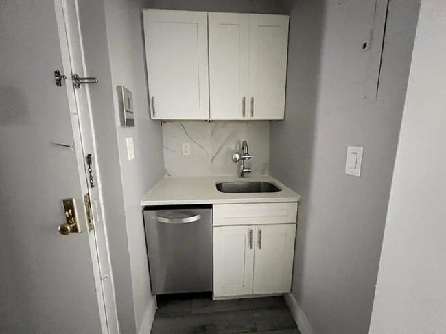 Building Photo - 1 bedroom in New York NY 10029