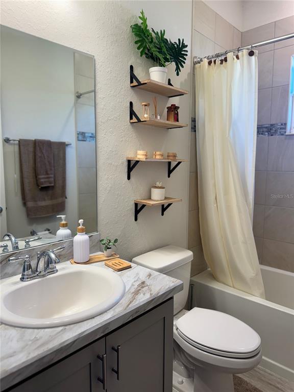 Building Photo - 4949 SW 114th Street Rd