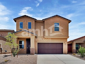 Building Photo - 854 E Artesia Pl