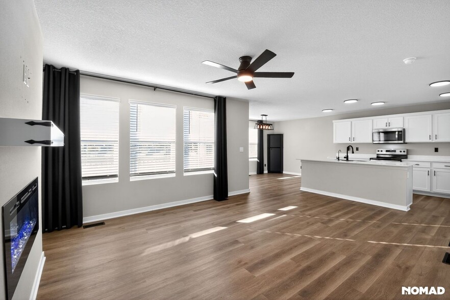 Building Photo - 7908 N 169th St