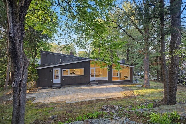 Building Photo - 36 Harmony Hill
