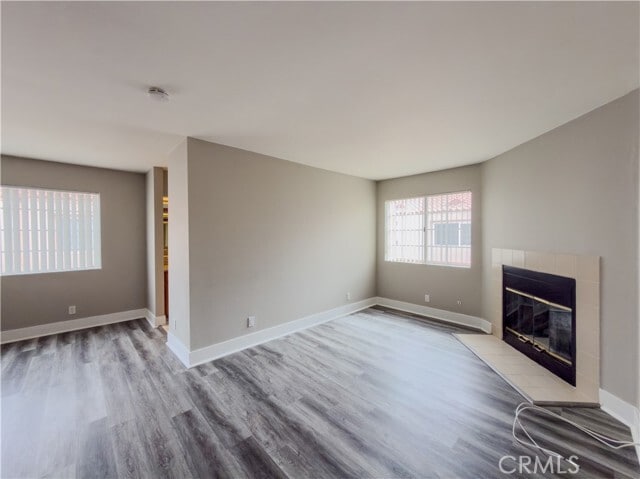 Building Photo - 3101 Plaza del Amo