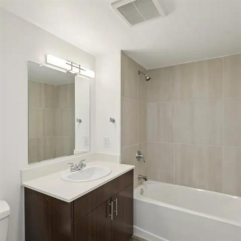 Building Photo - 3130 Heritage Trl