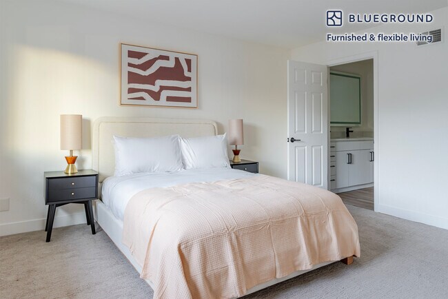 Building Photo - 20200 Lucille Ave