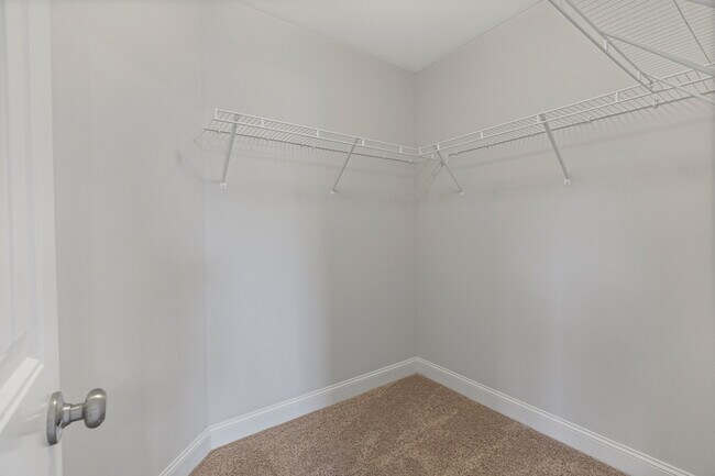 Building Photo - 105 Sorrelweed Dr
