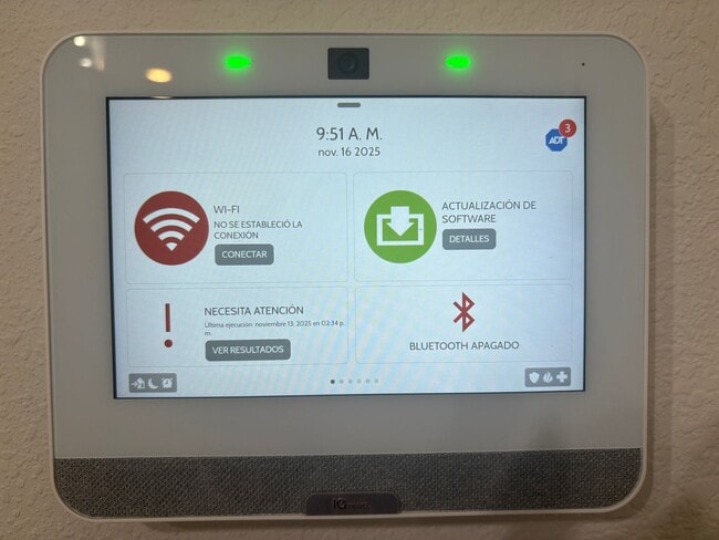 Building Photo - Pristine in Princeton!