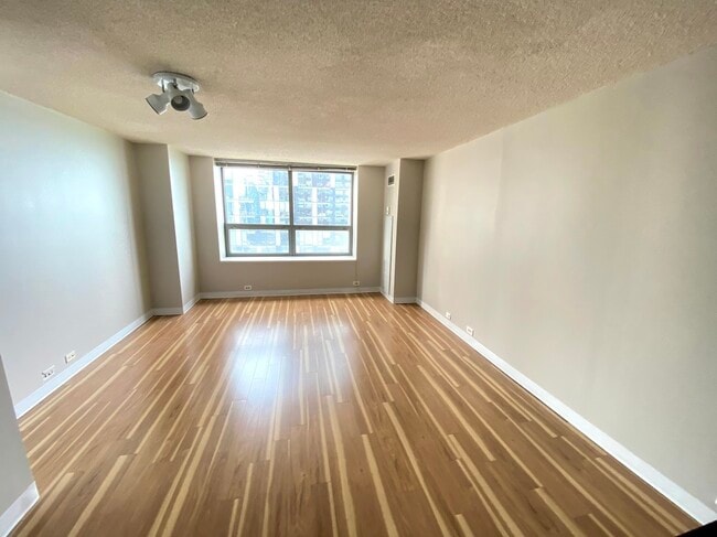 Building Photo - 474 N Lake Shore Dr