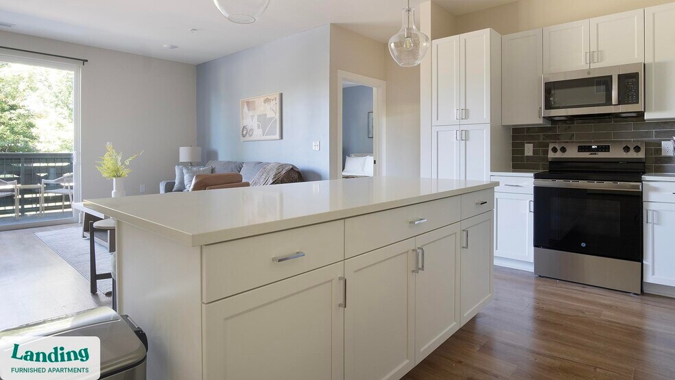 Building Photo - 1000 Forestview Dr