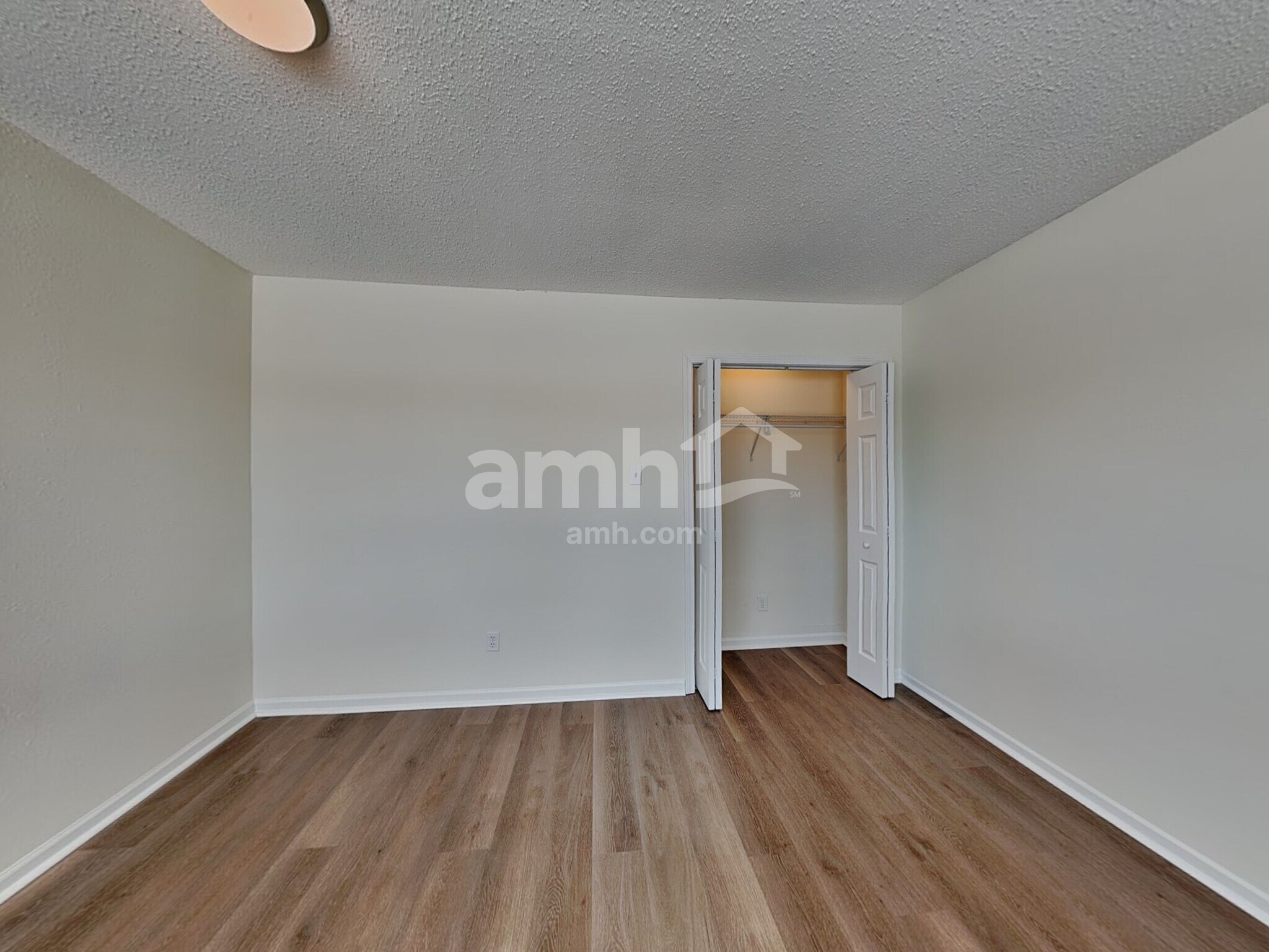 Building Photo - 10275 Holly Berry Cir