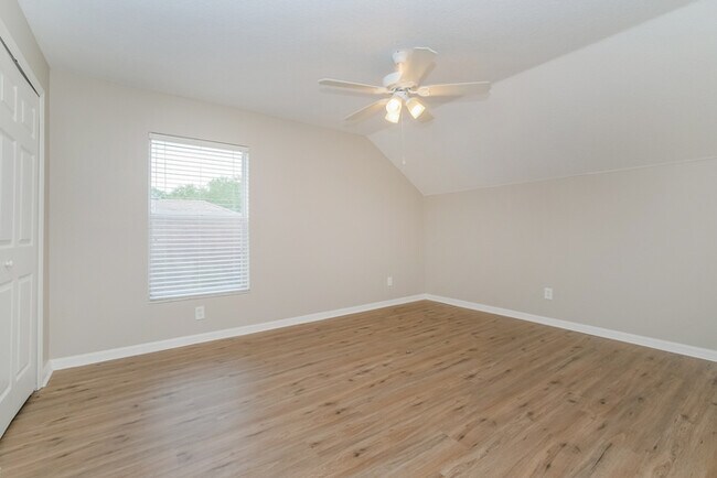 Building Photo - 10923 Brucehaven Dr