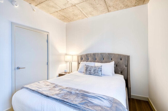 Building Photo - 82 Ames St