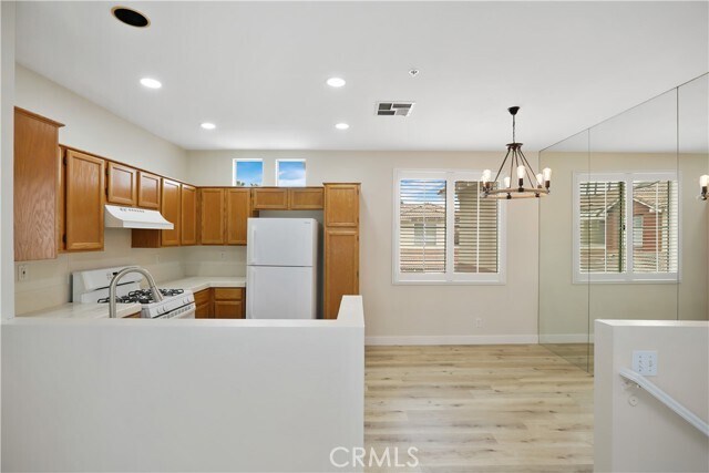 Building Photo - 115 Santa Barbara Ct