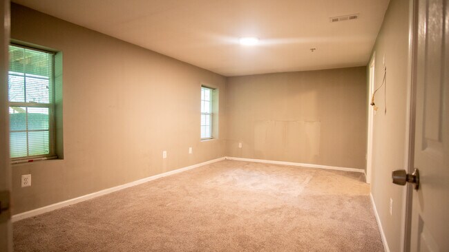 Building Photo - 4302 Stablemere Ct