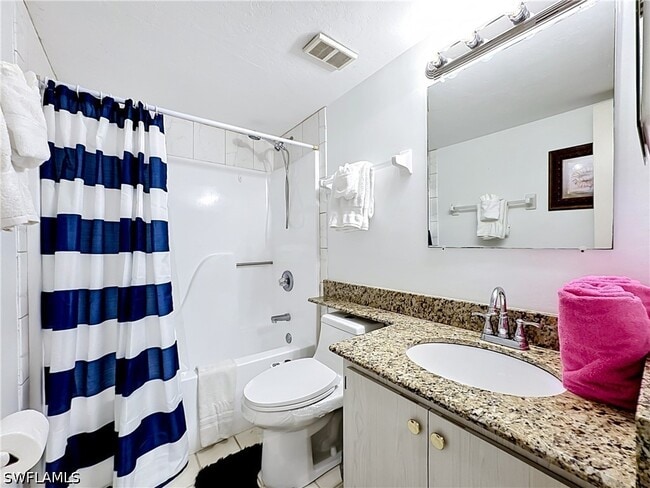 Building Photo - 15171 Cedarwood Ln