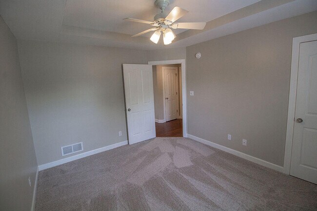 Building Photo - 7106 Stanwood Dr
