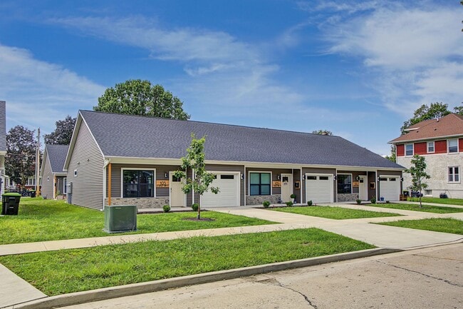 Building Photo - 105 E Ensey St