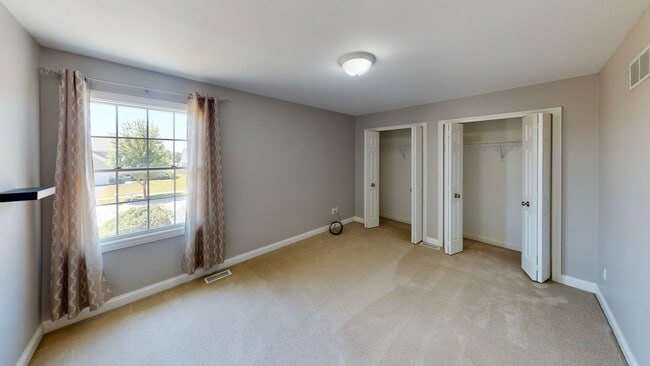 Building Photo - 3 Bedroom House for Rent