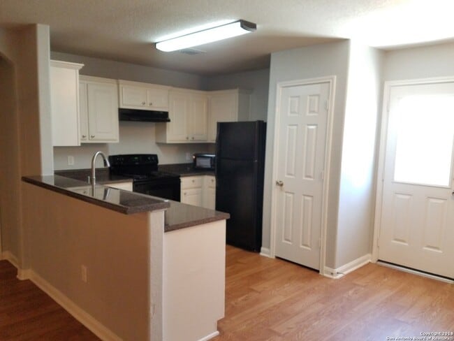 Building Photo - 11459 Coral Canyon