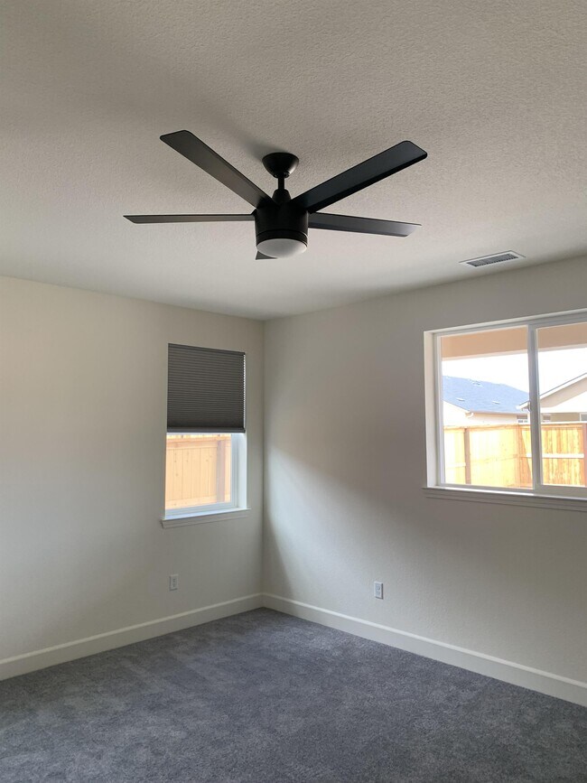 Building Photo - 7286 Overture Dr