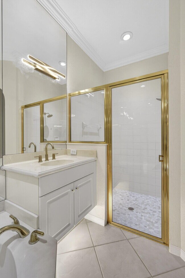 Building Photo - 2675 Pyes Harbour