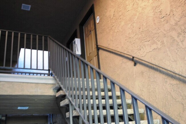 Building Photo - **COMING SOON**  LA HABRA 3BR CONDO $3250mo