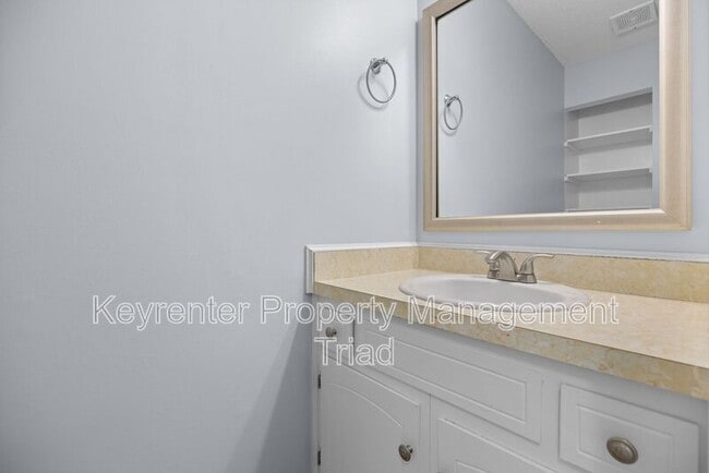 Building Photo - 4902 Tower Rd