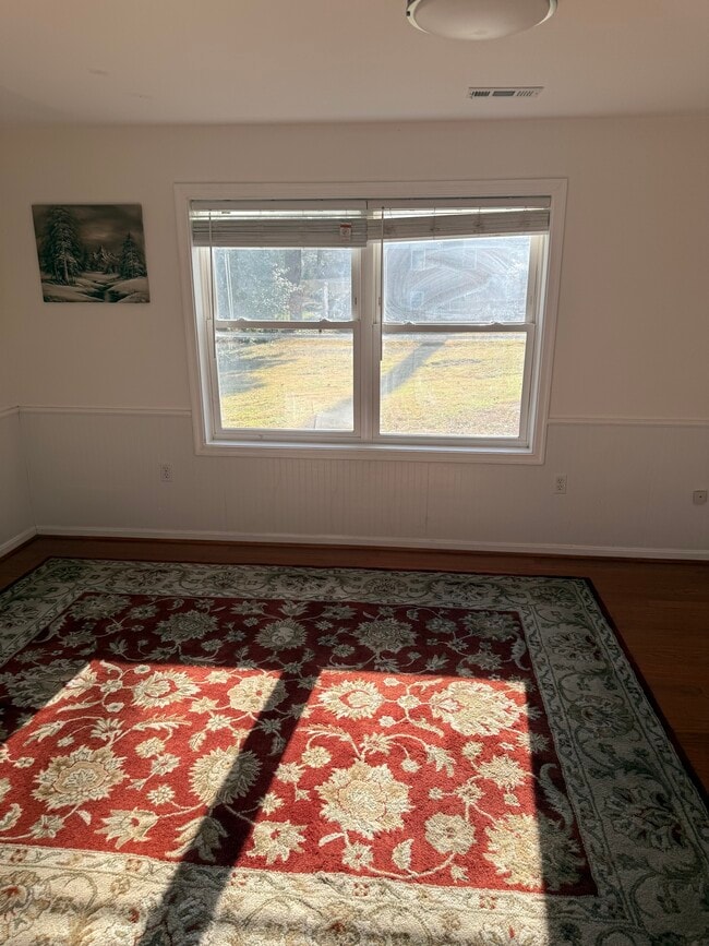 Building Photo - 10619 Norman Ave