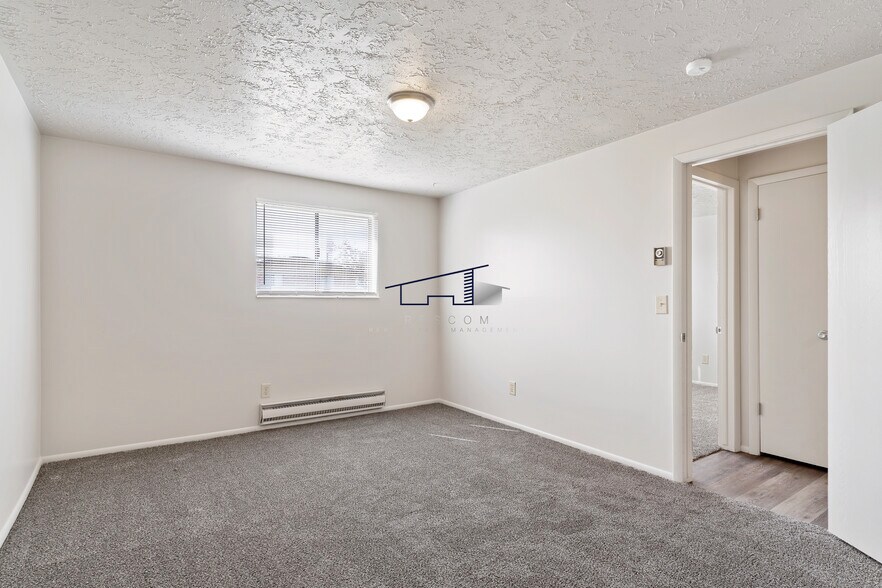 Building Photo - 5858 S 2000 W