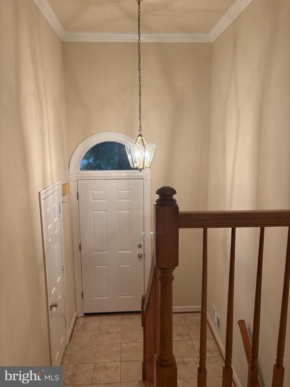 Building Photo - 5713 Wood Creek Ln