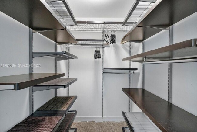 Building Photo - 16400 Collins Ave