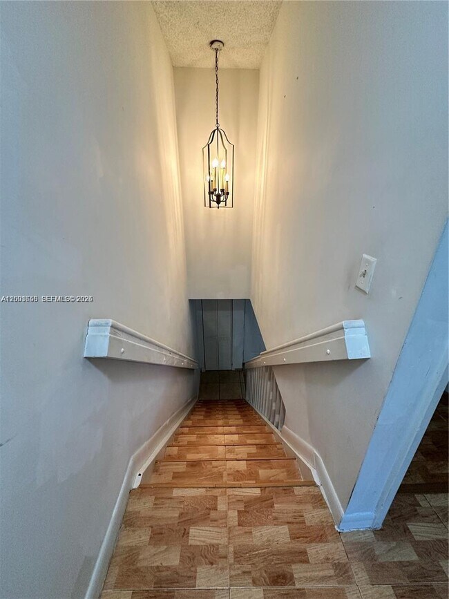 Building Photo - 551 NW 82nd Ave