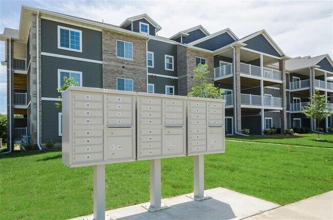 Building Photo - 2863 Spring Rose Cir