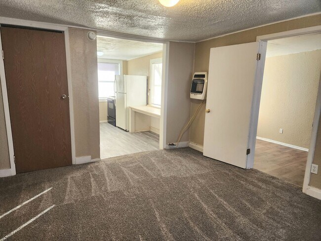 Building Photo - All Bills Paid!