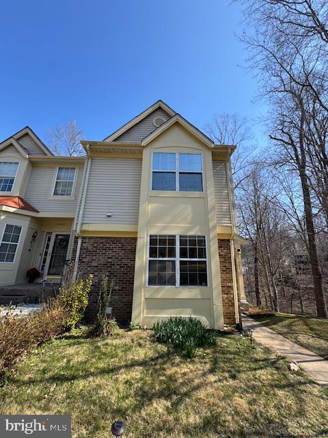 Building Photo - 15661 Montview Dr