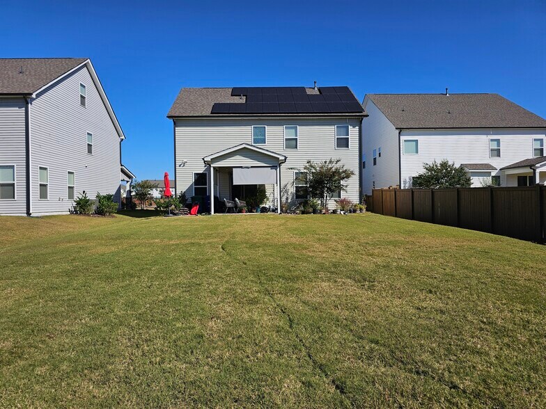 Building Photo - 4532 Valley Crest Ln