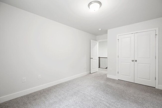 Building Photo - 11802 Wilderness Park Dr