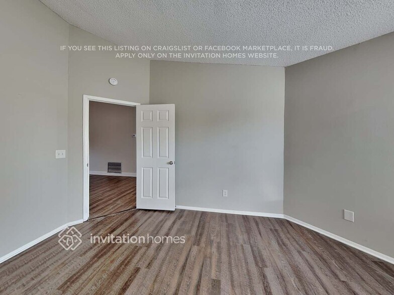 Building Photo - 6856 Moorhen Cir