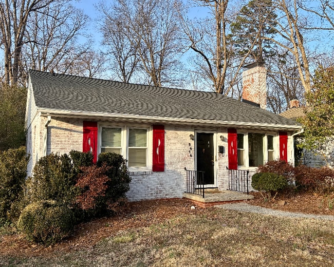 Building Photo - 2616 Beechwood St