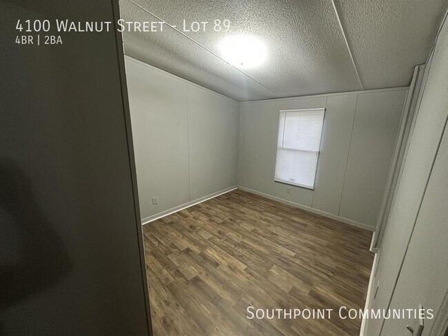 Building Photo - 4100 Walnut St