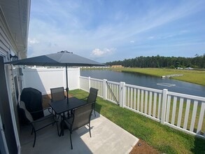 Building Photo - 152 Talladega Dr