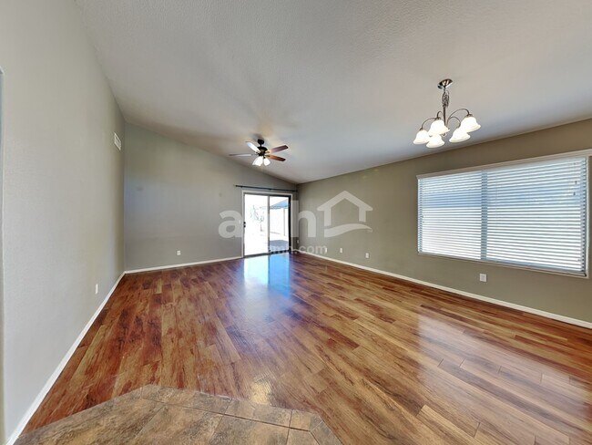 Building Photo - 6415 W Chisum Trail