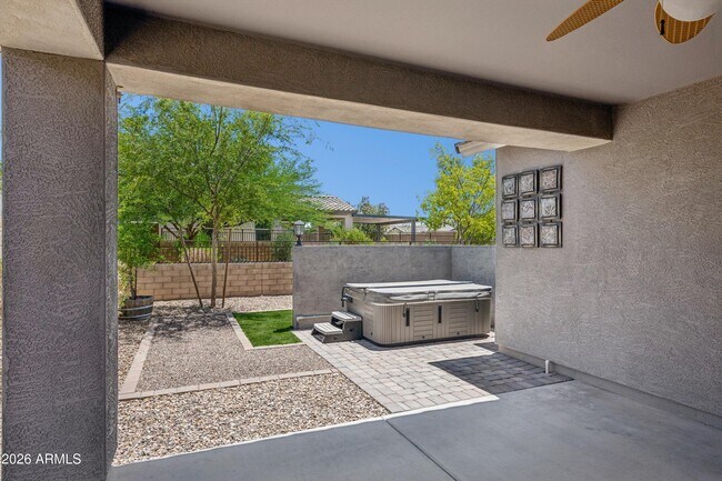 Building Photo - 10445 E Tesla Ave