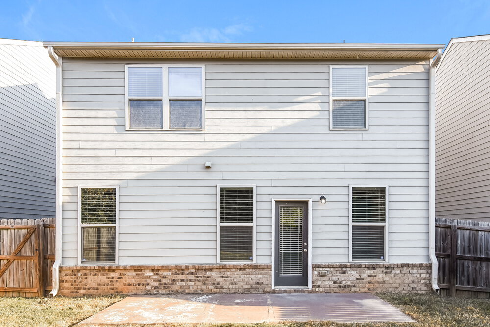 Building Photo - 255 Magnaview Dr