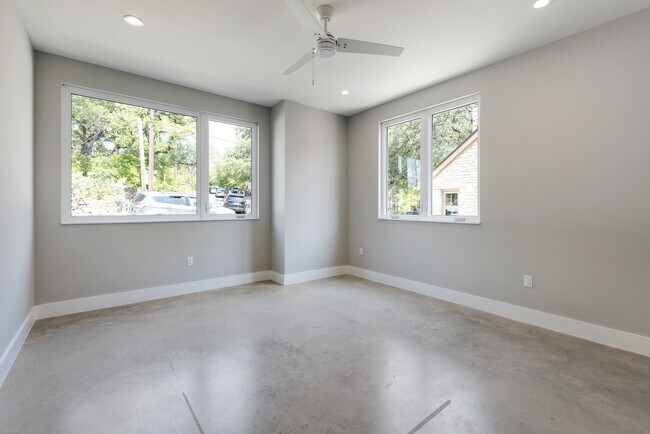 Building Photo - 3107 Walling Dr