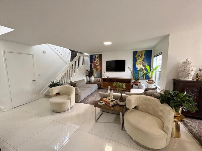 Building Photo - 4832 Grapevine Way