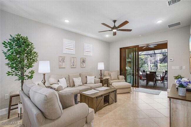 Building Photo - 7674 Jacaranda Ln