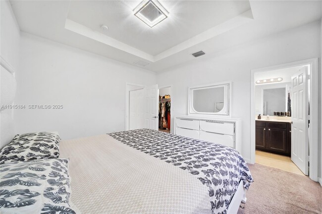 Building Photo - 15053 SW 115th Terrace