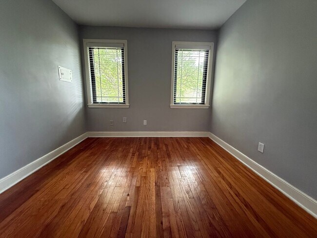 Building Photo - 159 St Agnes Dr